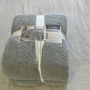 Soft Knit Blanket - Gray